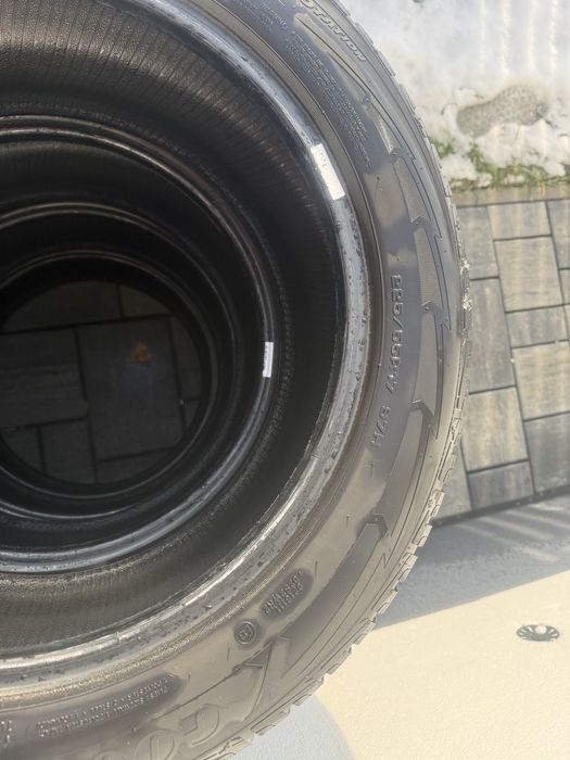 Vind set anvelope 225/55/17 GOOD YEAR ULTRA GRIP iarna