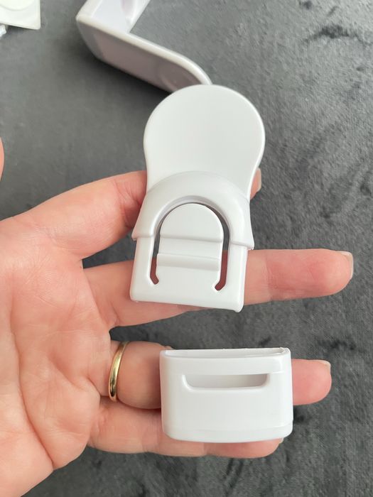 Предпазители за шкаф / чекмедже от бебе