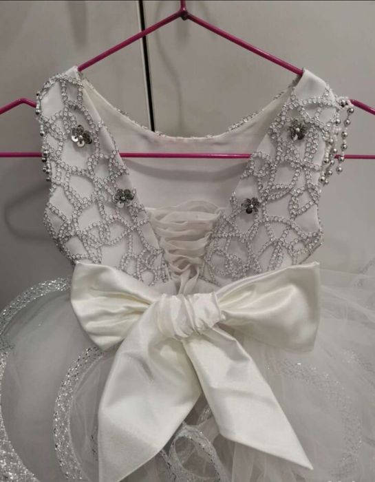 Платье на девочку 3-5 лет