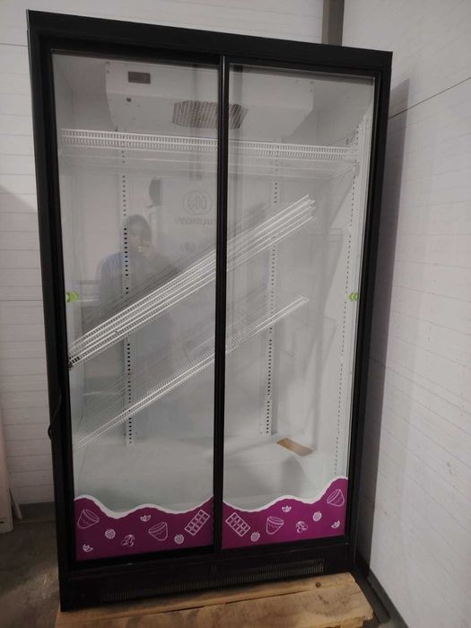 Холодильники торговые