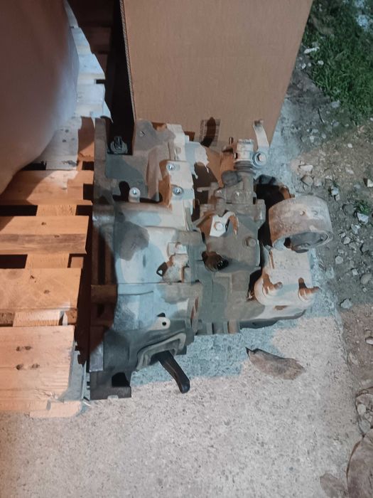 Скоростна кутия за Митсубиши аутлендър