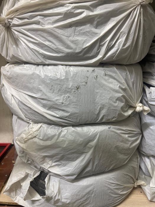 Продам б/у шины для внедорожника