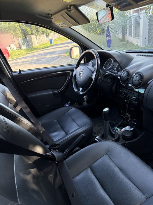 Dacia Duster 1.6 benzina      -TOTUL SCHIMBAT    -