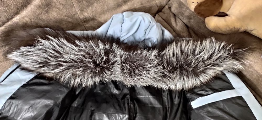 Продаю зимнюю куртку