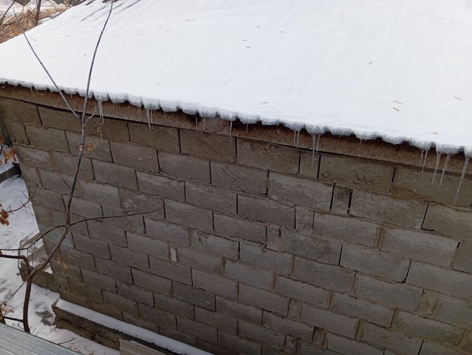 Продам дом на разбор.