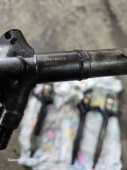 Дюзи за Тойота рав4 2.2Д4Д 136к