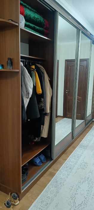 Продам шкаф прихожей