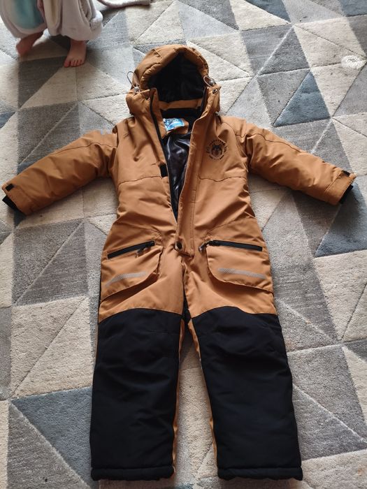 Продам детский зимний комбинезон