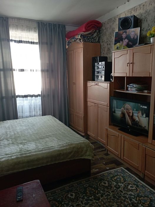 Квартира,2 ком.в бывшем общежитие