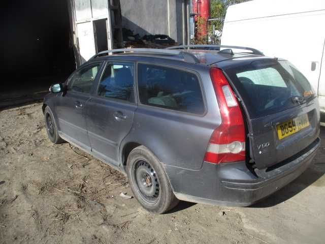 Piese VOLVO V50 an 2009 motor 2,0 diesel originale