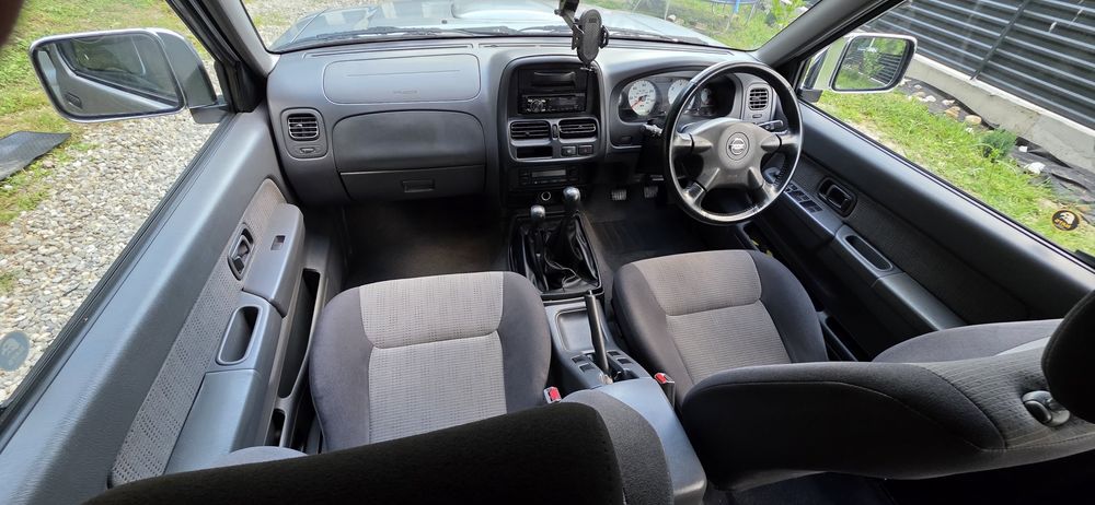 Nissan navara D22
