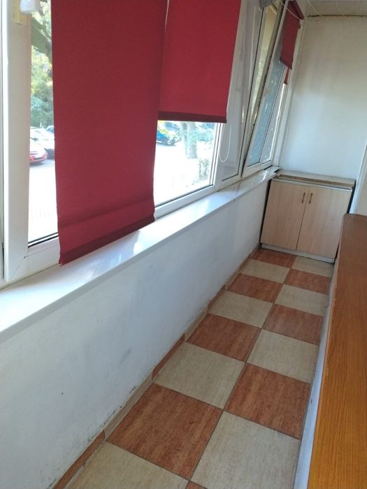 Inchiriez apartament. 2 camere, parter, piata Nord