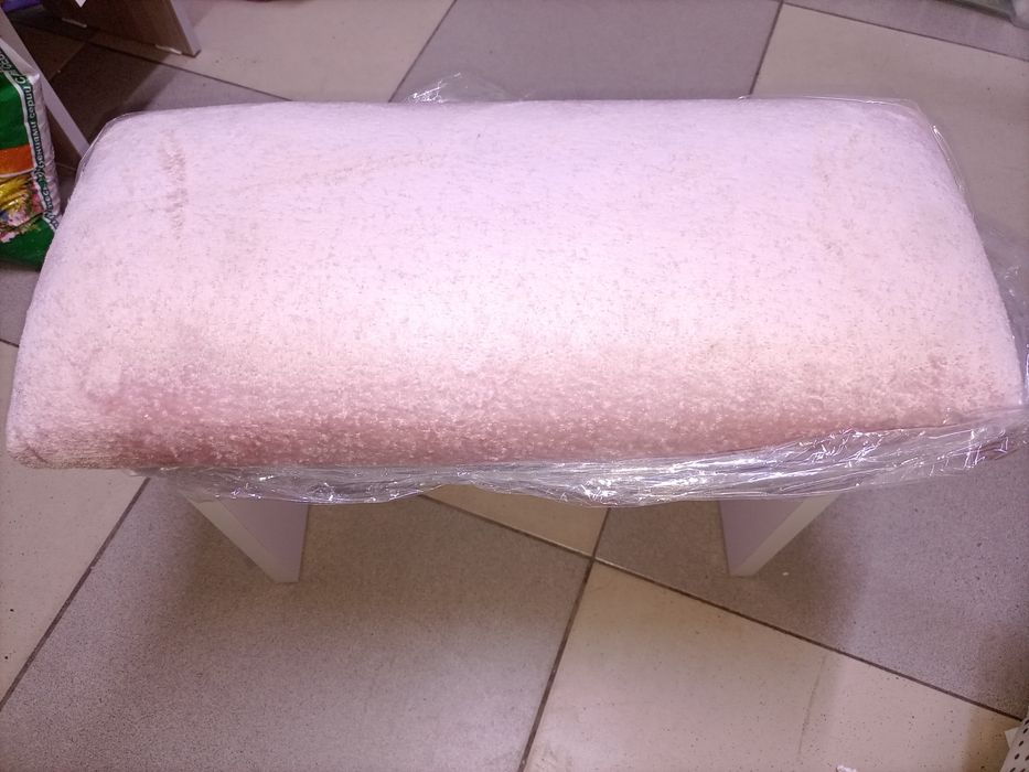 Мини табурет. С мягким элементом. Новый.
