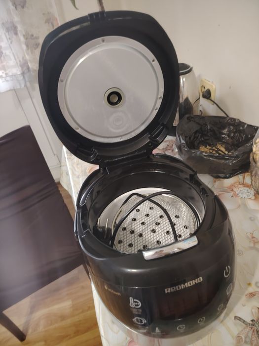 Мультиварка. Продам.