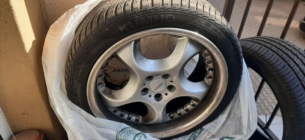 2 Roti Complete R17 - Jante Aliaj 17" + Anvelope 215/45 R17 lexus ct 200h merg si la Toyota