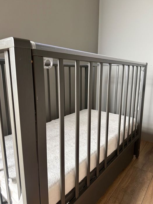 Продажи детскую кровать