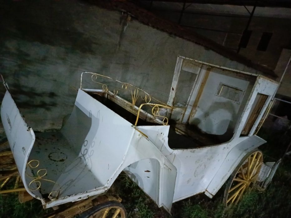 Карета, от арава.