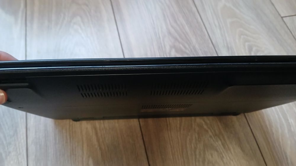 Лаптоп Asus K53S