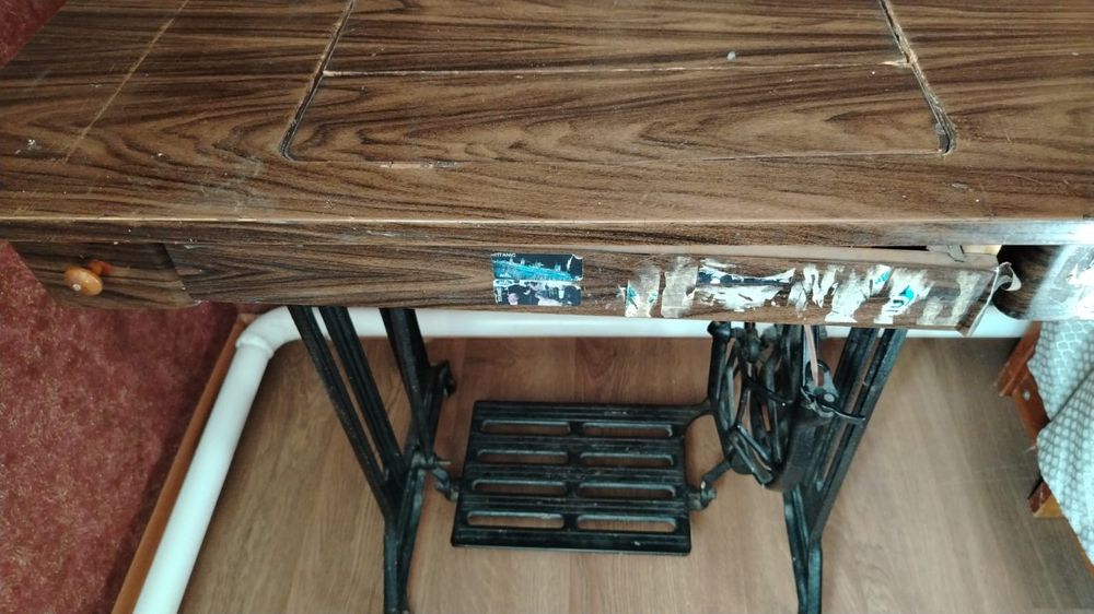 Швейная машина б/у