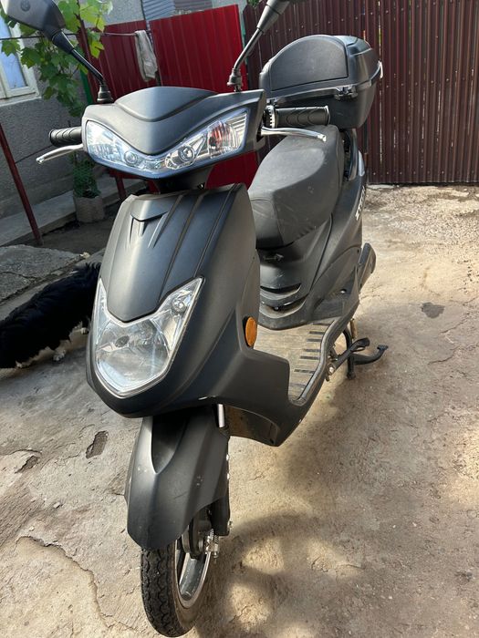 Scuter electric Ztech ZT 27-C-4