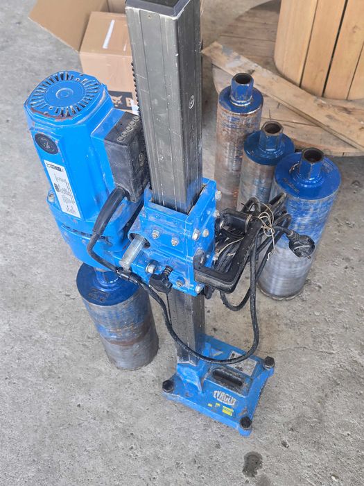 Машина разпробивна TYROLIT