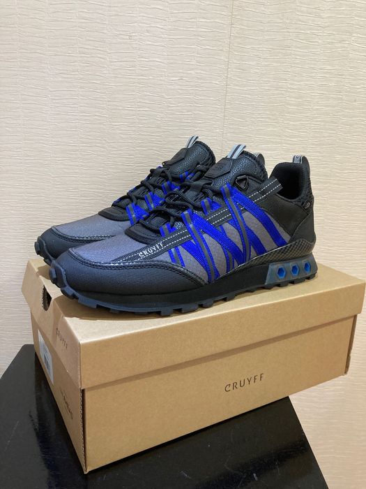 CRUYFF fearia montserrat carbon номер -44-45 нови