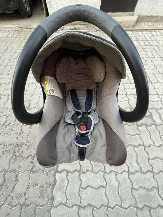 Продам автолюльку Bebe confort