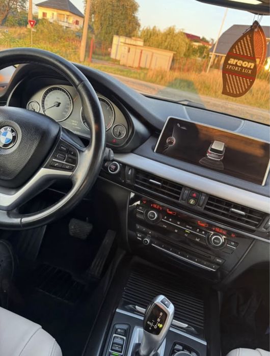 BMW X5 2.0 bi-turbo X-drive F15