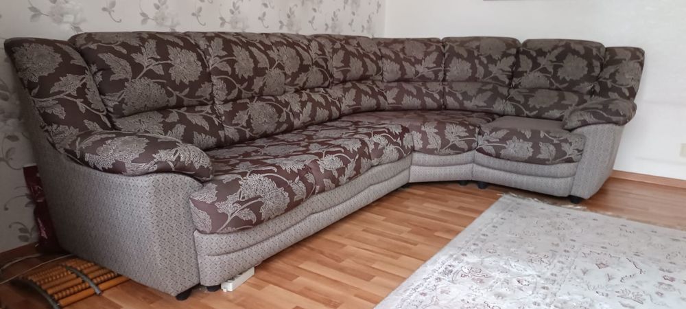 Беларусский угловой диван 3,2 На 1,5