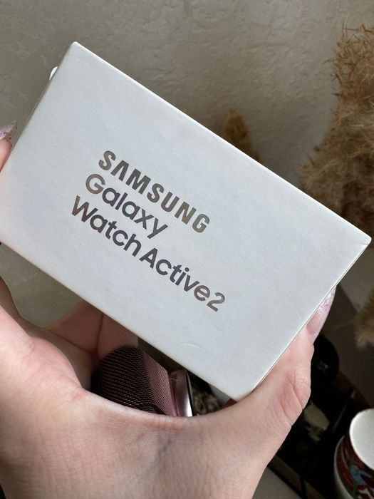 Часы Samsung Galaxy Watch Active 2