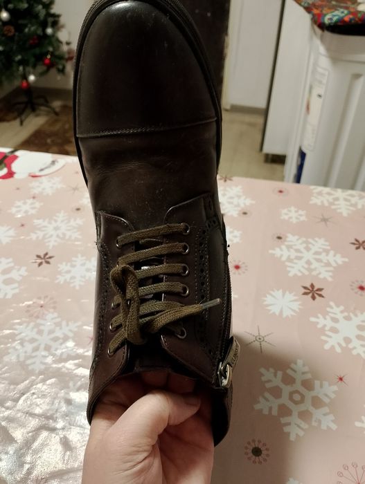 Продам зимние ботинки