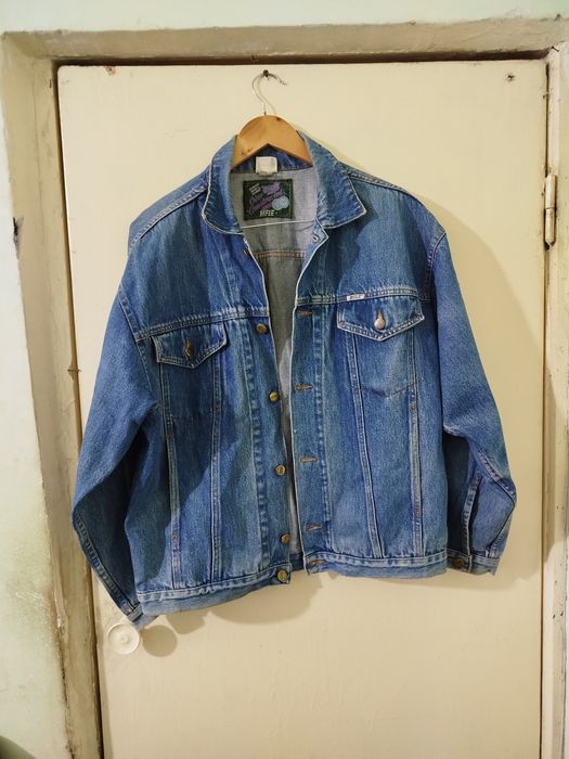 Продам джинсовые куртки.