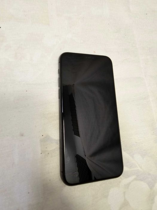 Smartphone Apple iPhone 11 Pro, Stocare 256GB, Culoare Space Gray, Neverlocked, Ecran Super Retina XDR OLED, Triple Camera 12MP