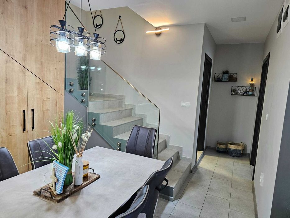 Многостаен обзаведен в к.к. Св. Константин и Елена