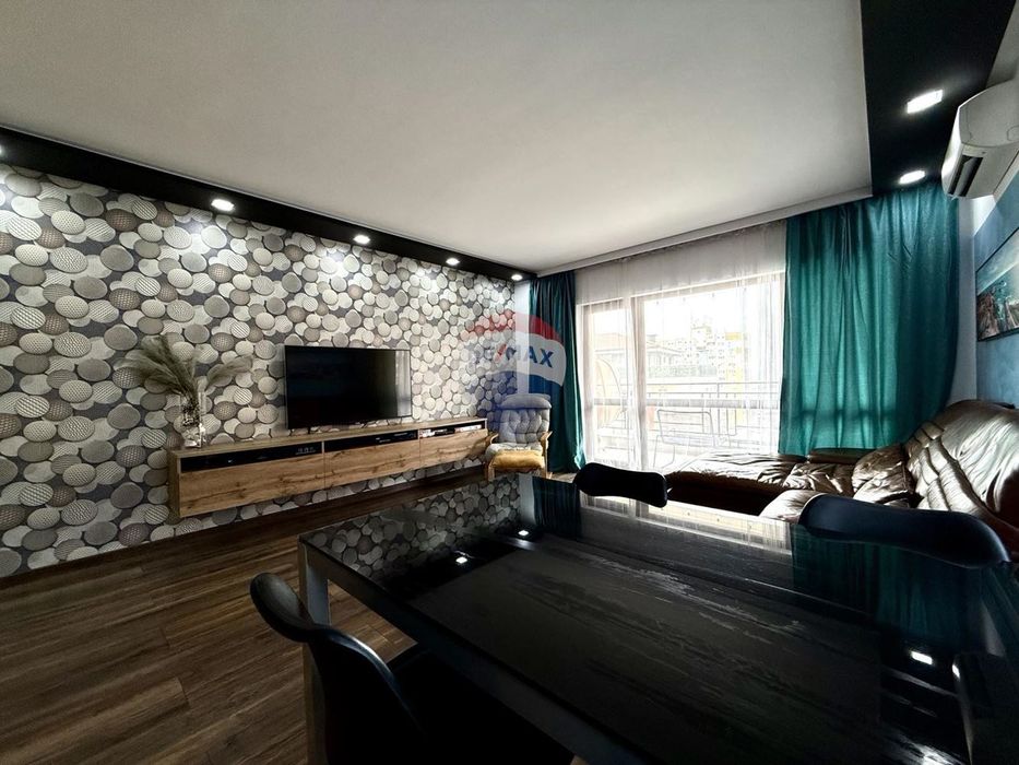 Стилен апартамент с две спални за продажба, кв. Възраждане, гр. Варна