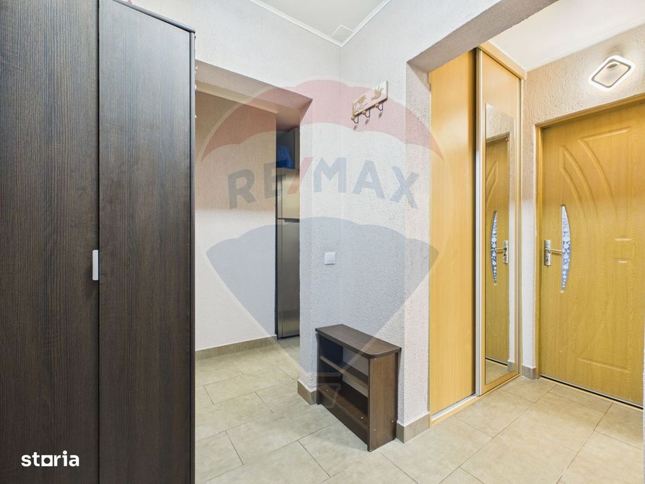 Apartament cu 2 camere de vânzare în zona Titan