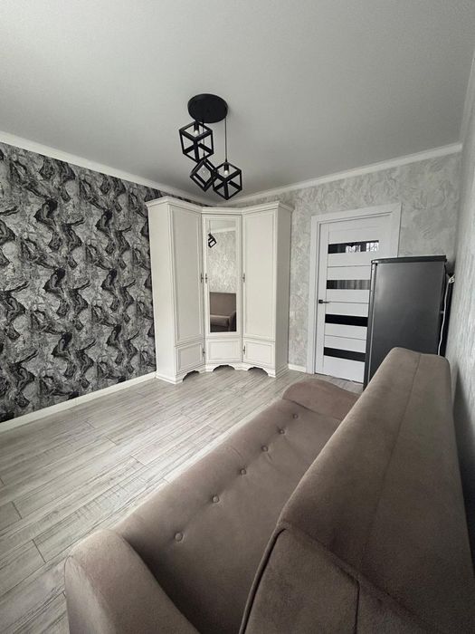 Сдаю 2 к,кв. На 101 улице