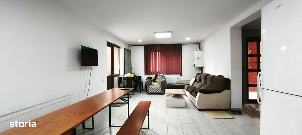 De inchiriat casa cu 6 camere in Cristesti