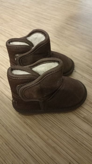 Детские обуви продаю