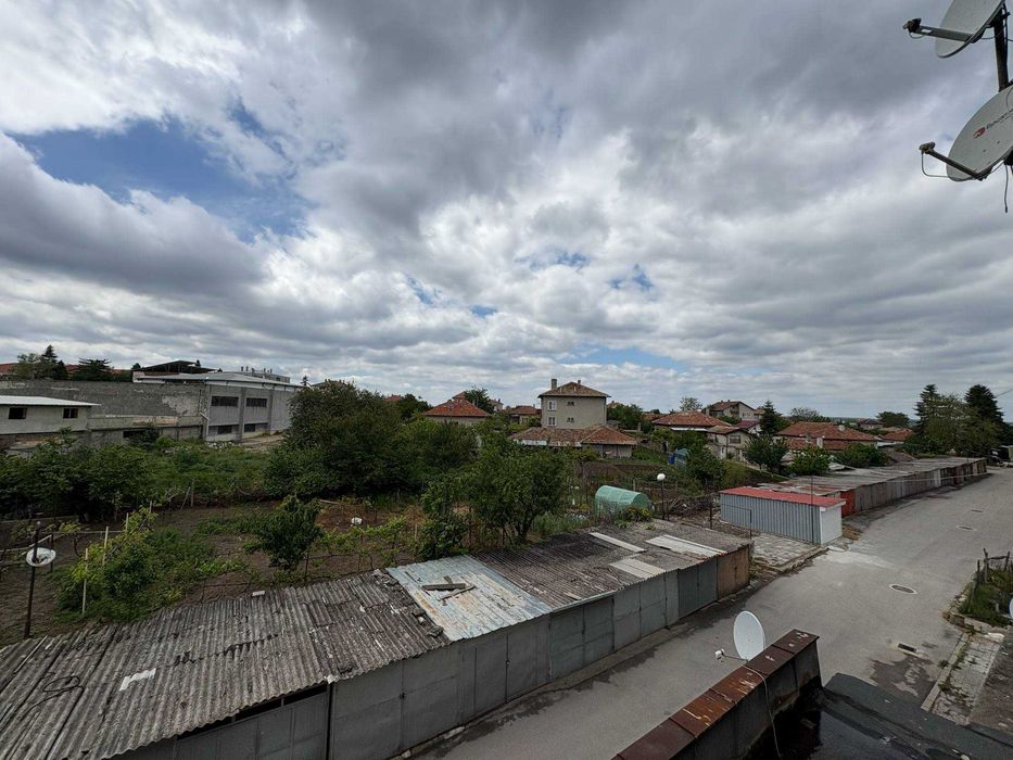 Продава се Четиристаен апартамент в Тервел - 90 кв.м за 834 €/кв.м - Снимка #23