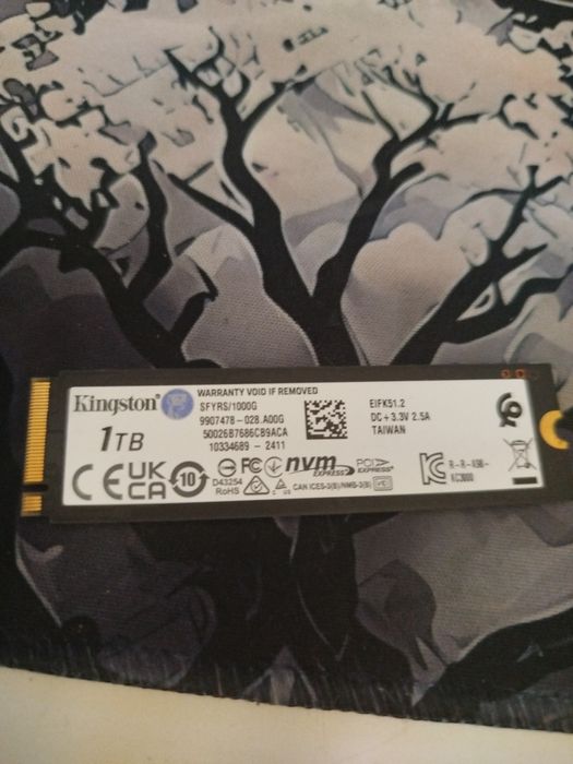 Продам  память  renegade 1tb