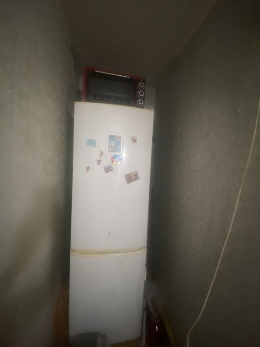 Отдам  холодильник