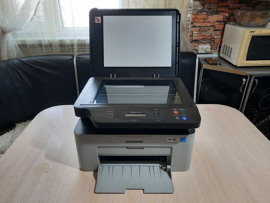 Продам МФУ Samsung Xpress m2070