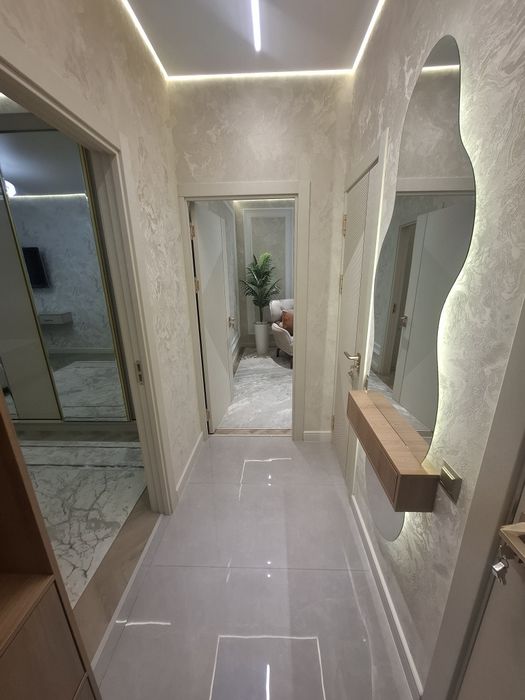 Продаётся квартира в Юнусабад 8