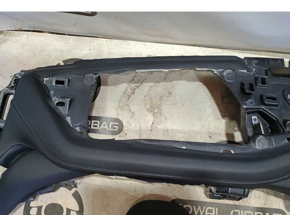 BMW i7 G70 seria 7 plansa de bord - kit airbag - centuri de siguranta