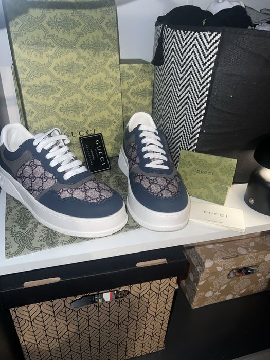 Adidasii gucci marimea 41