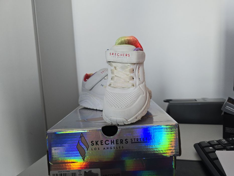 Skechers model 310457L/WMLT marime 27.5