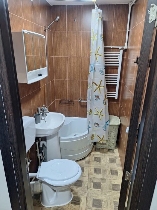 Garsonieră de închiriat!