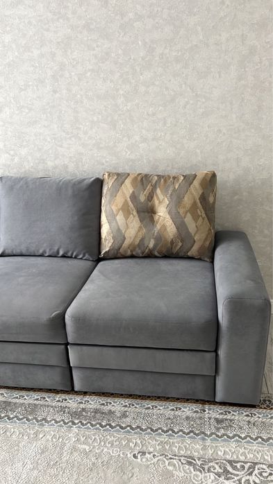 Продам диван 4 метра