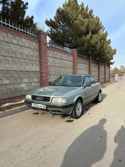 Продам ауди B4 1992 года